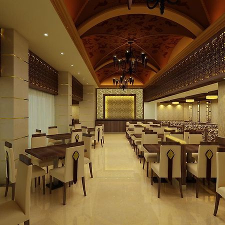 Brijwasi Royal Mathura Exterior foto